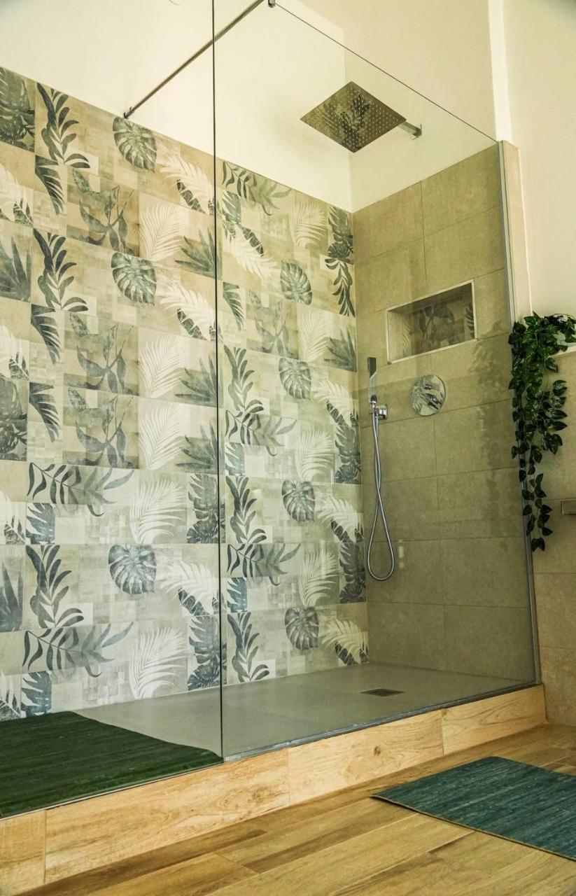 The Palm Leaf Gasthof